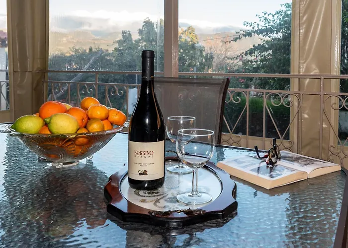 Andreas House Valíra