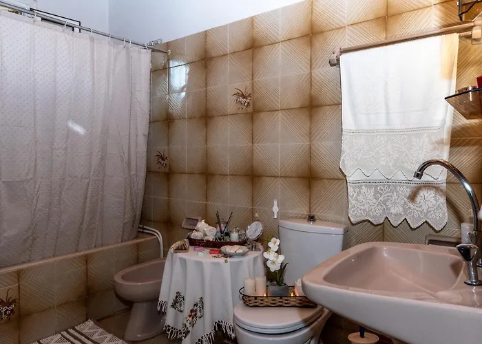 Andreas House Valira