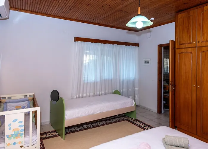 Villa Andreas House Valíra